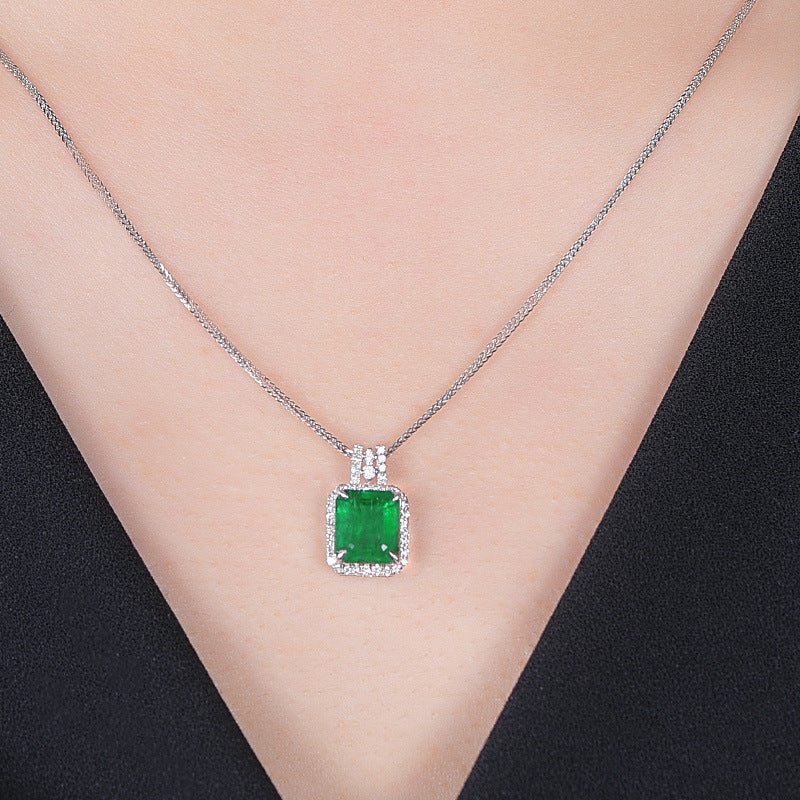 Green Zircon Gem Necklace