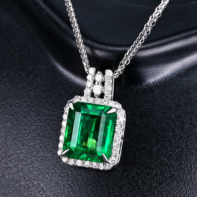 Green Zircon Gem Necklace